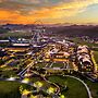 Shu Hua Hotel Tianmu Mountain, Curio Collection By Hilton