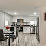 2 Mi to USC Campus: Peaceful Apartment w/ Yard