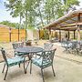 7 Mi to Kitty Hawk Pier & Beach: Studio w/ Patio!