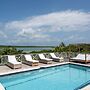 Turtle Pointe - Lux New Windermere Home W/pool, Boat Dock, Beach 3 Bed