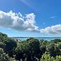 Chat N Chill - Top Floor Condo, Walk To Pink Sands Beach 2 Bedroom Tow