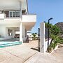 Sea Frame Design Apartments with Pool by Wonderful Italy