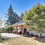 Private Outdoor Space 9 Mi to Downtown Vancouver!
