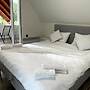 Rijeka Villa-Spacious 4BR with Pool