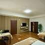 Therme Airport Resort