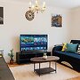 House - Sleeps 7 - Pet Friendly - Garden - Parking