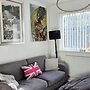 Willow Retreat - House in Burbage- Sleeps2- Garden