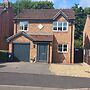 3 Bed House - Sleeps 5 - Pets - Parking