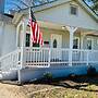83rd Street Comfy Cottage
