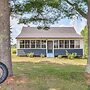 < 1 Mi to Lake: Mtn-view Cabin w/ Porch in Newport