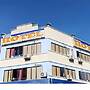 Ark Banting Hotel
