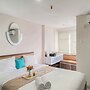Cozy And Comfort Living Studio At Enviro Apartment