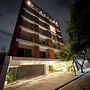 AMERICA APARTMENTS