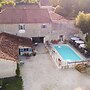 Le Patio Bleu