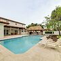 Swim, Barbecue & Game: Home 4 Mi to Pompano Beach!