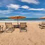 Oceanfront 2 BR Condo - Beach - Restaurant - Gym