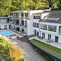 Maria Blick Lake View Apartments