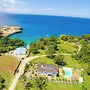 Natural Pool Villa Perfect for Families