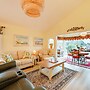Extended Stay in Estero: Townhome w/ Lake Views!