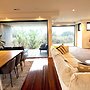 Luxurious Coastal Retreat in Black Rock With Unmatched Comfort