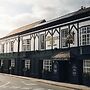 Coaching Inn