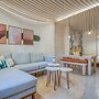 Agrius - Elegant Studio & Balcony in Batroun