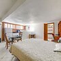 Canal-front Stay w/ Shared Pool, Near Hard Rock!