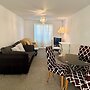 2 Bed Wolverhampton Apartment-sleeps 5