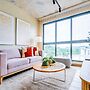 w Stylish 2BR Apartment in Vibrant Centriqo