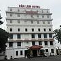 Văn Lâm Hotel