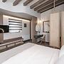 Terra Hélios Suites & Studios