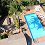Tropical Hibiscus Caravan Park