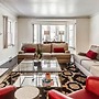 Spacious 5br Sleeps 10 University District 5 Bedroom Home