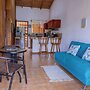 Cozy & Beautiful Casa Aire, Near Lake Park & Town