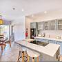 Qala Tranquil Escape - Stylish With Terrace AC