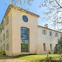 Elegant Bastide Near Aix With Pool