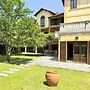 Dimora il Pozzetto Elegant Villa With Garden