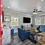 Walk to UC Davis Medical Center! Duplex w/ Patio
