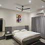 Hotel Abhishek Pride