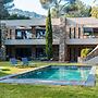 Elegant Villa Overlooking Gaou Bay