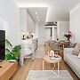 Lumina luxury 4-rooms apart with parking