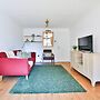 Homely 5 Bed House - 15 Mins to Cardiff City