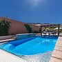 Hurricane Falls Pool, Hot Tub Plus Dog Friendly! 4 Bedroom Home