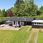 5 Star Holiday Home in Dronningmolle