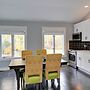 Gold Coast Getaway! Upscale Apt Near New Canaan
