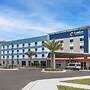 Comfort Inn & Suites Orlando Sanford Airport