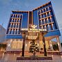 Hotel Warma Palace