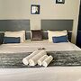 Modern Studio Apartment in a Central New Chadcombe - 2318