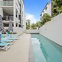 Central Cosy 2-bed With Pool and Near QUT & CBD