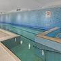 Central 1-bed With Parking, Pool, Sauna & Gym